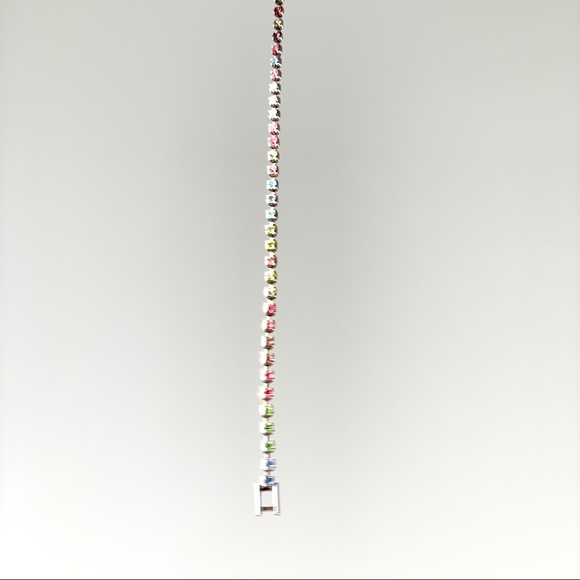 Dainty Style Bracelet - Picture 3 of 4